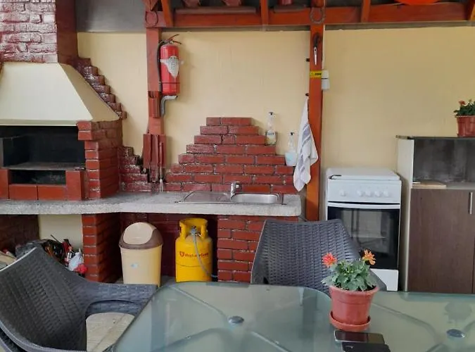 Konukevi Marius-camere De Inchiriat 4*