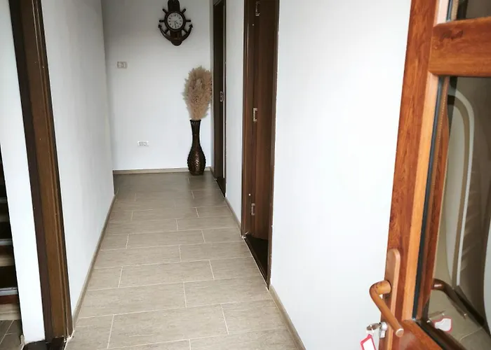 Konukevi Marius-camere De Inchiriat